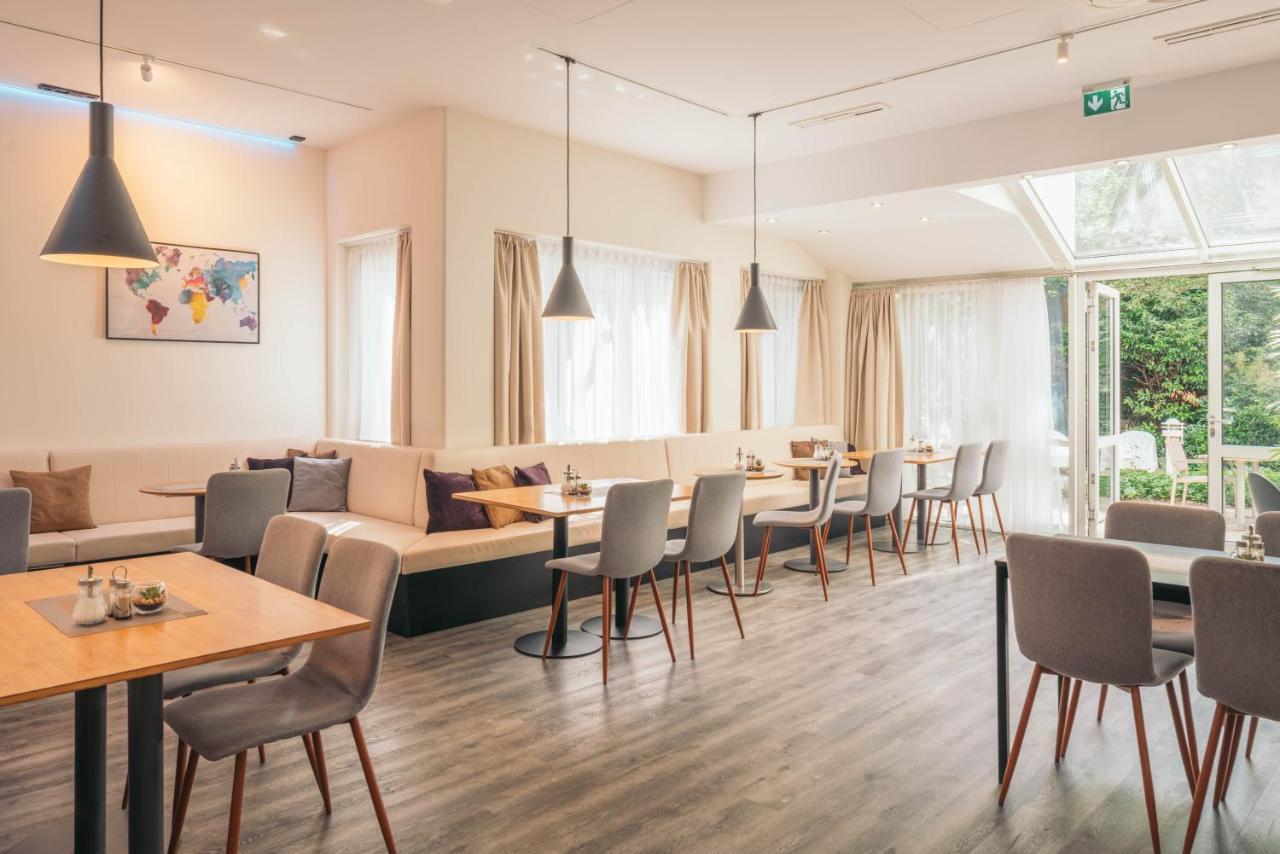 Awa Hotel Мюнхен Екстериор снимка
