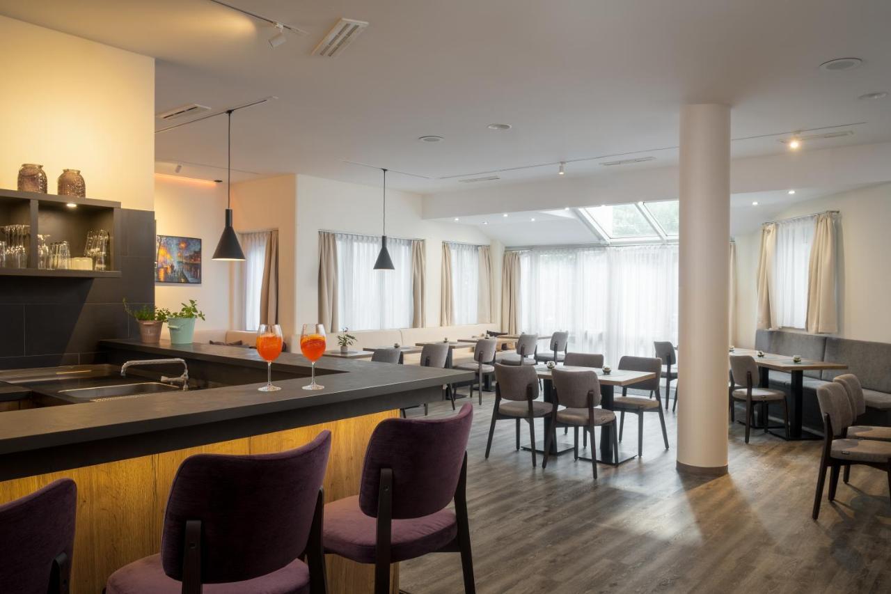 Awa Hotel Мюнхен Екстериор снимка